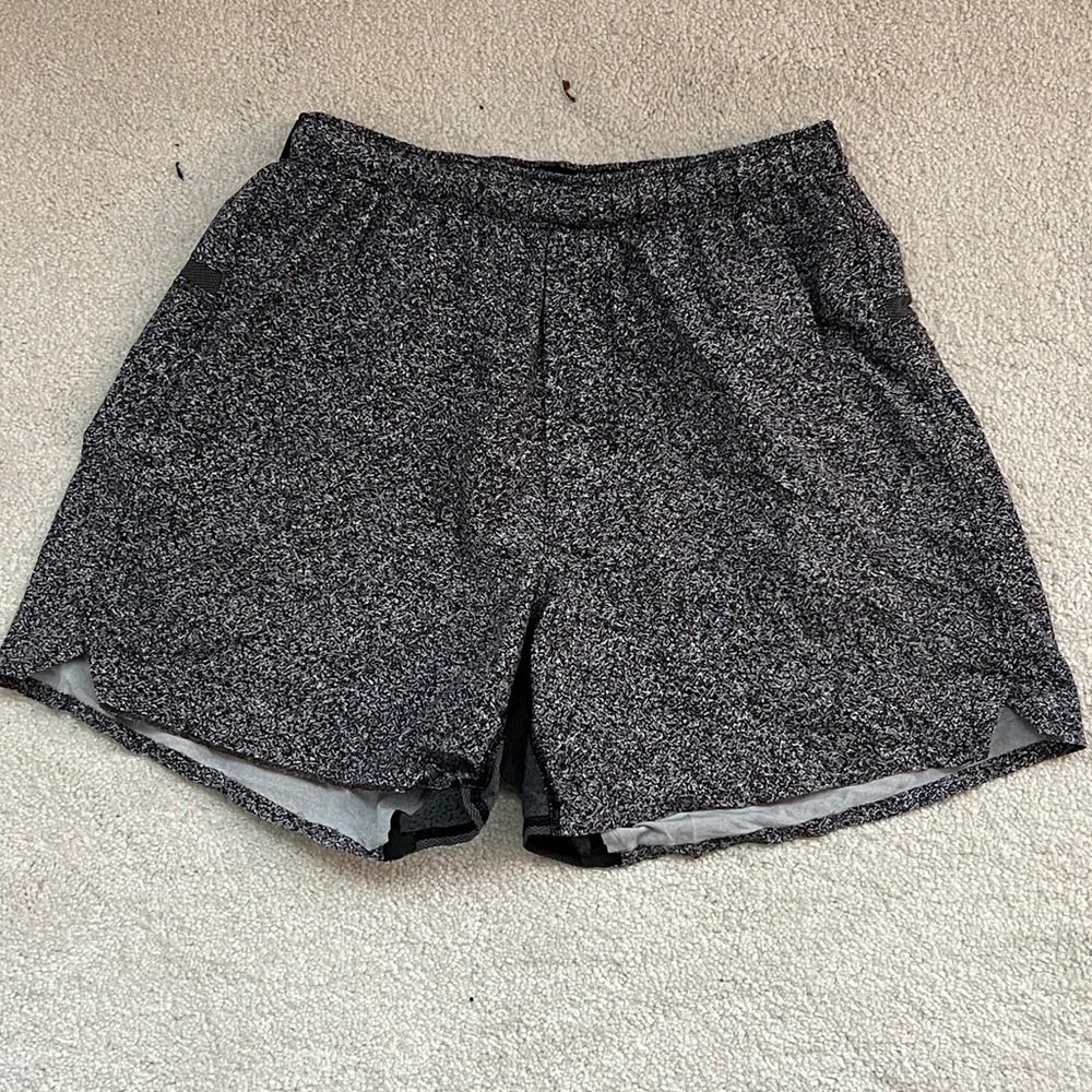 lululemon men surge shorts 5” inseam grey small